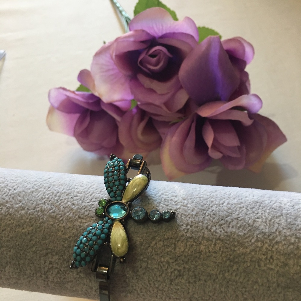 Butterfly Bangle Bracelet - Picture 2 of 8
